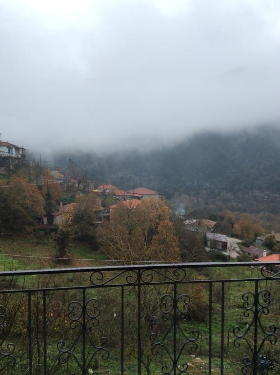 Hotel Mathes Klávsion Esterno foto
