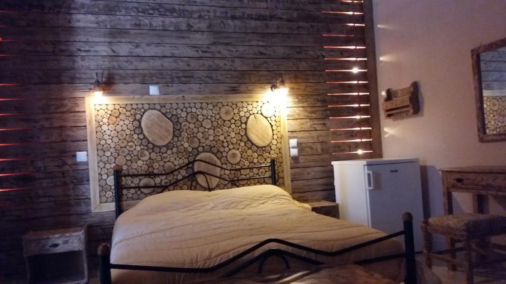 Hotel Mathes Klávsion Esterno foto